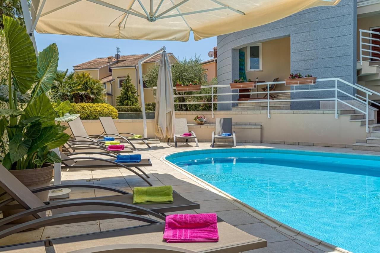 Apartment Complex Irena With Pool Poreč Extérieur photo