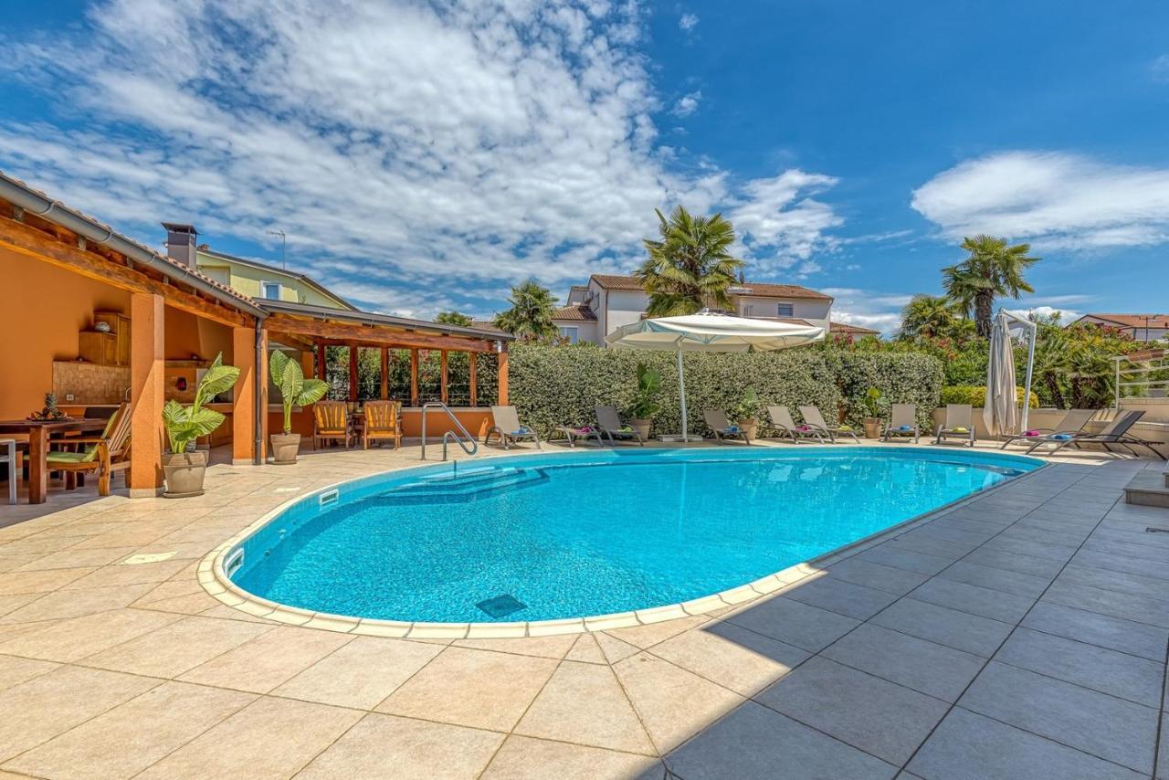 Apartment Complex Irena With Pool Poreč Extérieur photo