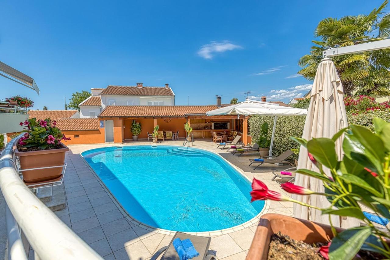 Apartment Complex Irena With Pool Poreč Extérieur photo